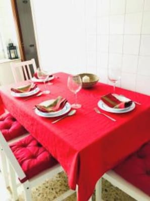 Dining - Casa con Terraza y Jardín al Lado del Camino De Santiago (Arzua)