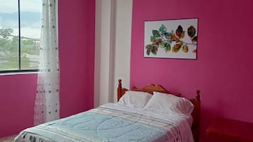 Casa | 4 habitaciones, tabla de planchar con plancha y wifi gratis