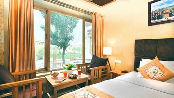 Casa de campo estándar | 1 dormitorio, edredones de plumas, escritorio