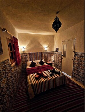3 bedrooms, iron/ironing board, WiFi, bed sheets - The breeze of the ocean's the real Arabian style (Tanger)