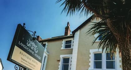 Lansdowne House with Private Car park