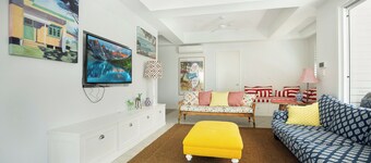 2 minute walk to the beach