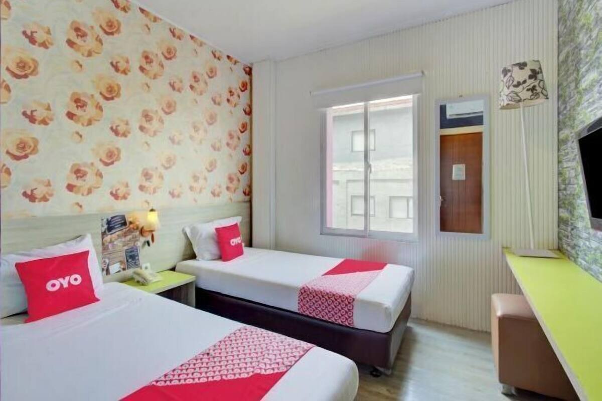 1 bedroom, desk, laptop workspace, free WiFi