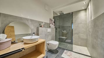 Comfort Apartment, Non Smoking, Lake View | Bathroom