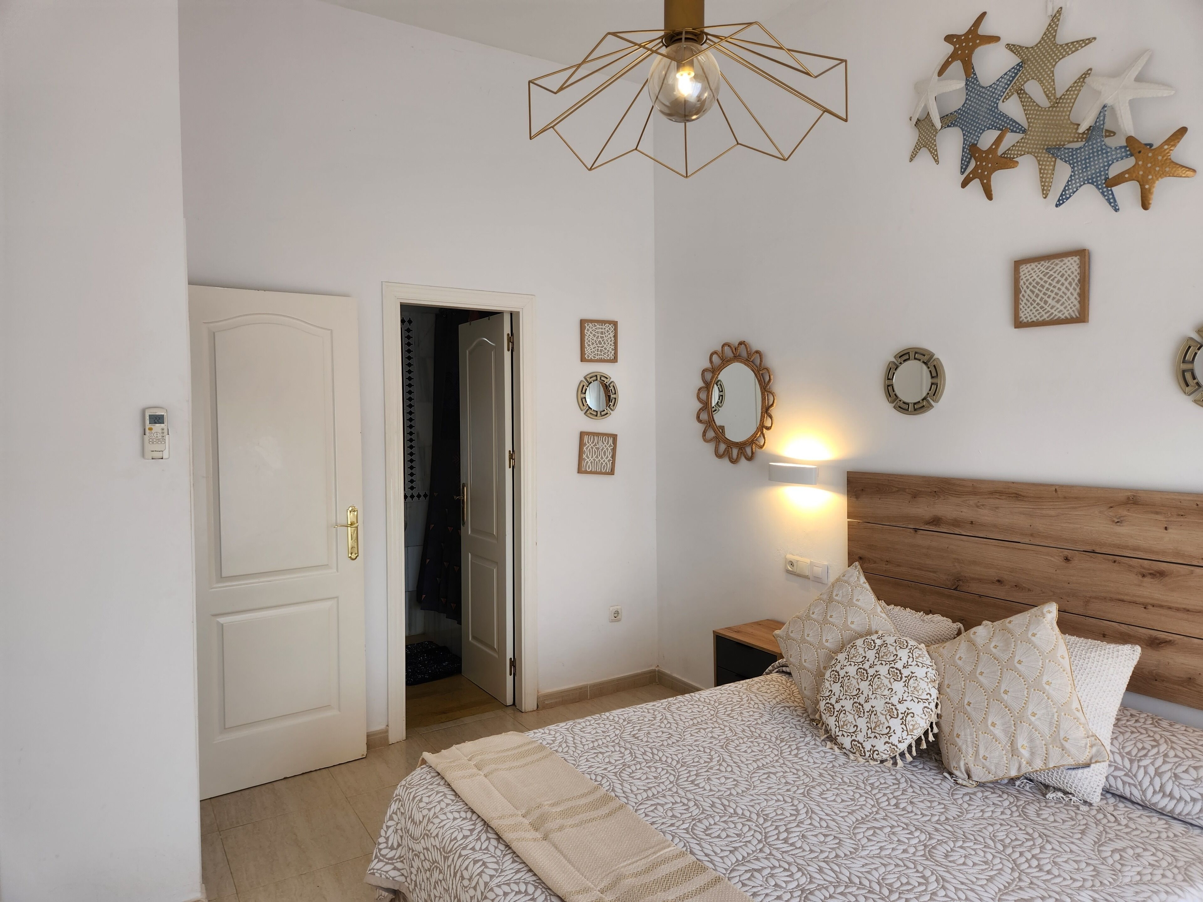 4 Schlafzimmer, Bügeleisen/Bügelbrett, Reisekinderbett, kostenloses WLAN