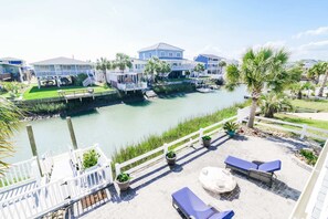Terrace/patio - Hi Seas Premium House with Dock (North Myrtle Beach)