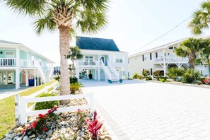 Exterior - Hi Seas Premium House with Dock (North Myrtle Beach)