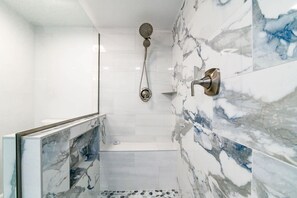 Shower, towels