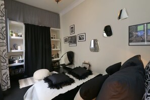 Imagen sin descripción, 3 de 25, botón