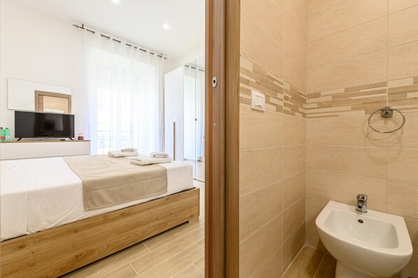 Studio - Domus Romeo - Camera 2 (Naples)