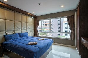 Free WiFi, bed sheets - New Nordic Marcus 3 by Apartwell (Pattaya)