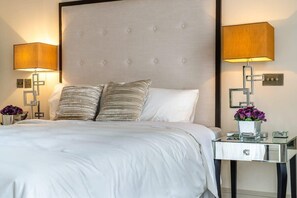 Villa Royale, plusieurs chambres | 7 chambres, espace de travail pour ordinateur portable