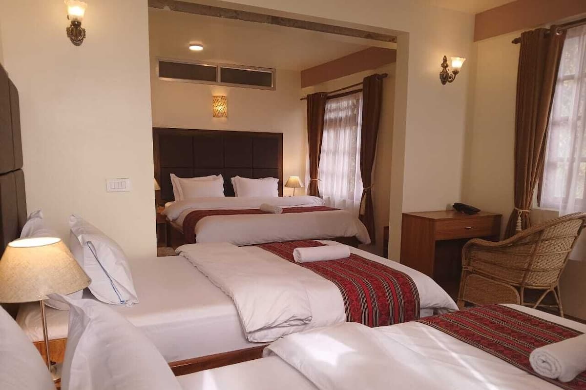 1 habitación, ropa de cama de alta calidad y escritorio