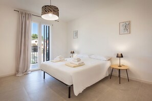 2 soverom, strykejern/-brett, wi-fi (inkludert) og sengetøy