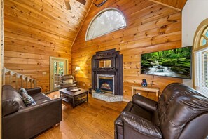 Smart-TV, Kamin, Videospiele