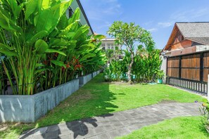 Garden - Belvilla Aranya Sanur Beach (Denpasar)