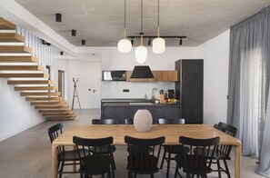 Dining - Villa Zrinchi ZadarVillas (Murvica)