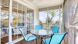 Outdoor dining - 1331 Ironwood - Barefoot Resort Rentals (North Myrtle Beach)