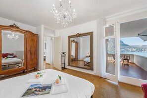 3 bedrooms, laptop workspace, iron/ironing board, free WiFi - Casa Serenella Splendid Lake View (Lugano)