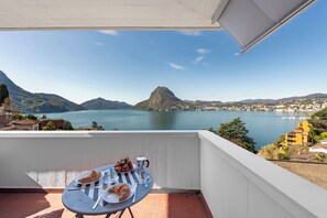 Outdoor dining - Casa Serenella Splendid Lake View (Lugano)