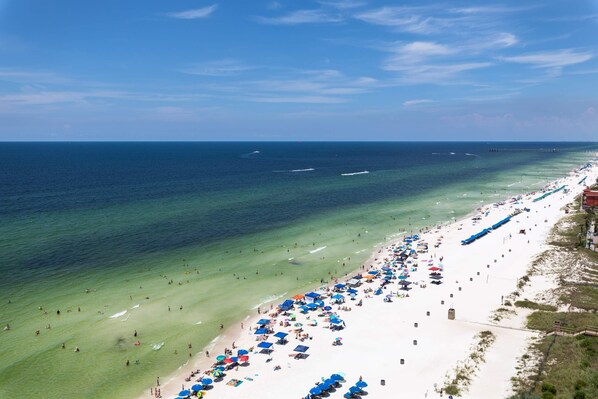 On the beach - Spacious Seaside Escape (Panama City Beach)