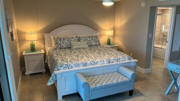 2 bedrooms, desk, iron/ironing board, WiFi (free)