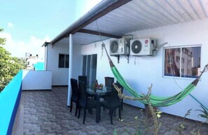 Outdoor dining - Arrecifes 1 (Cartagena de Indias)