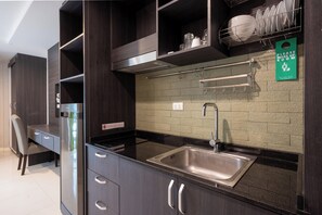 Private kitchen - New Nordic Atrium by Apartwell (Pattaya)