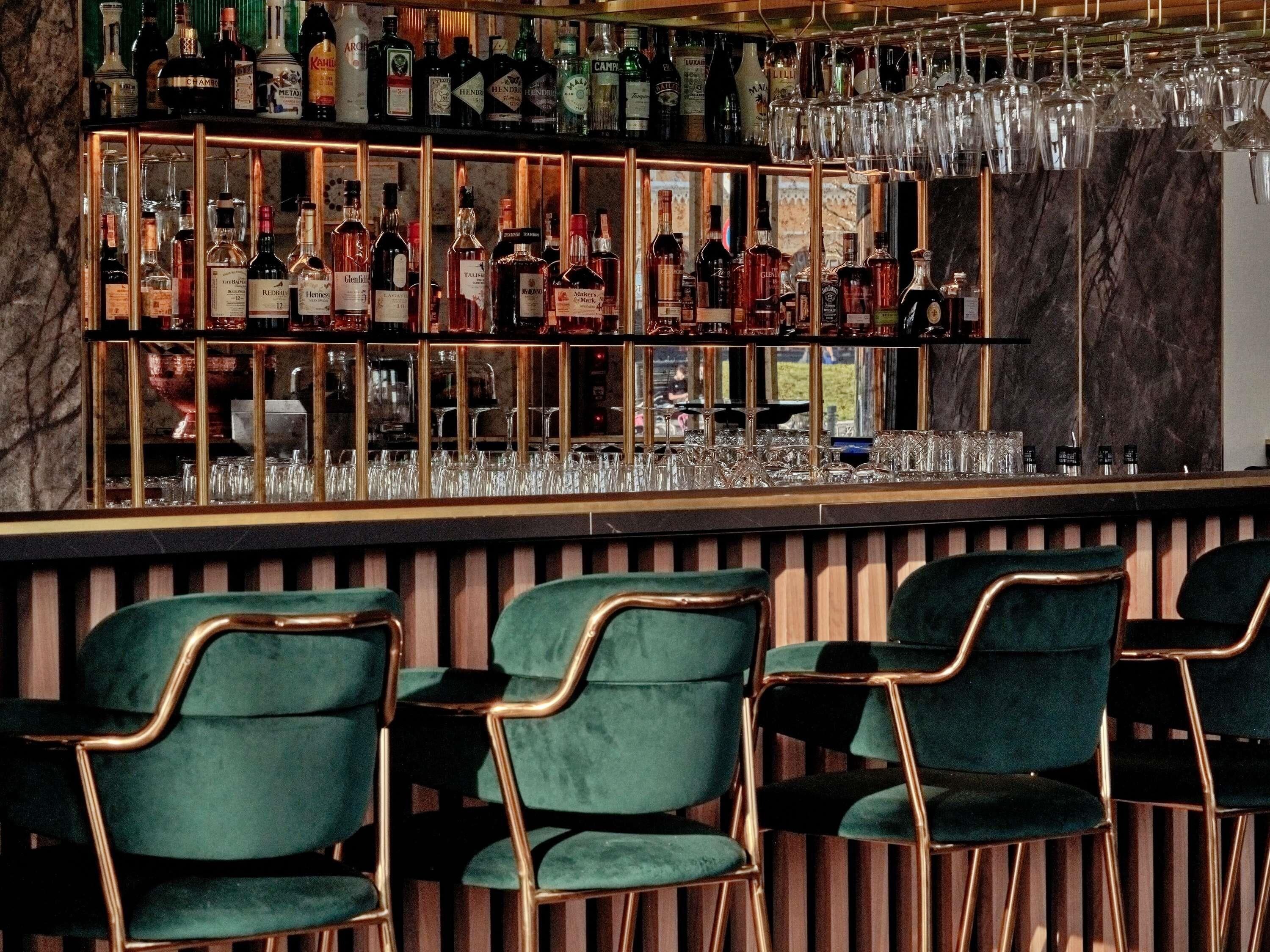 Bar (en el alojamiento)