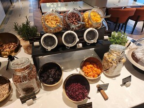 Dagelijks ontbijtbuffet (toeslag)