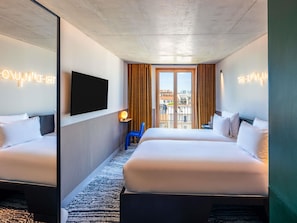 Ropa de cama de alta calidad, camas con pillow-top y muebles diferentes