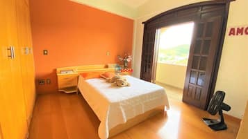 3 camere, ferro/asse da stiro, Wi-Fi, lenzuola