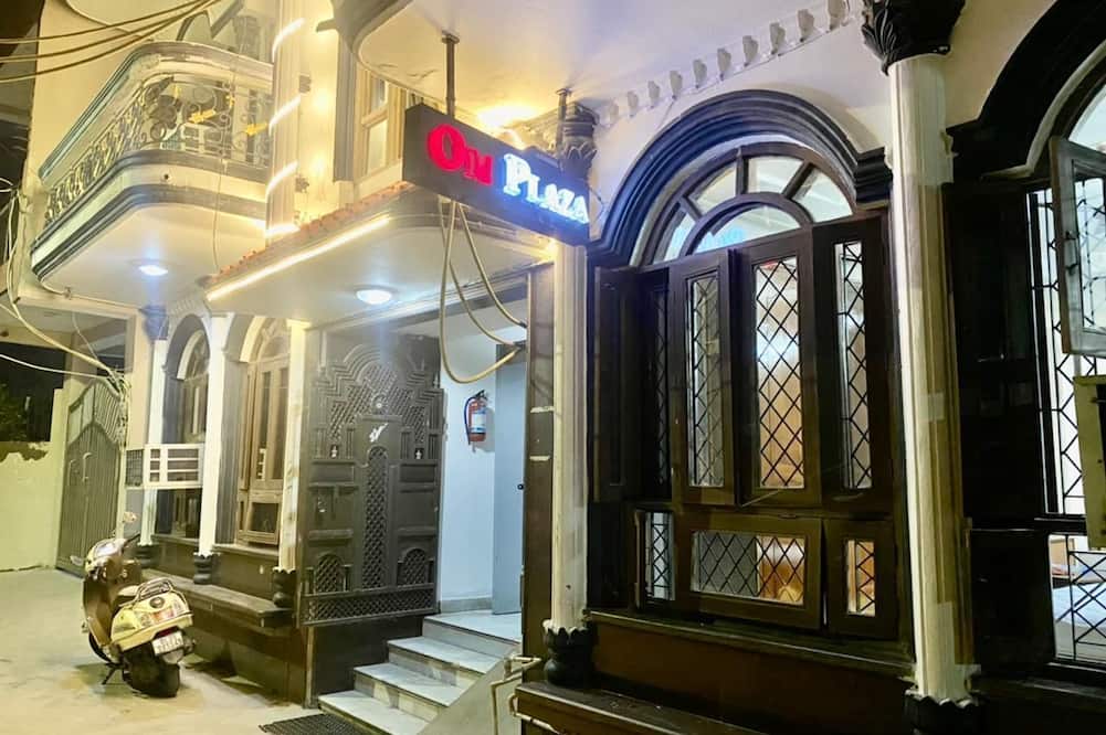Hotel OM Plaza