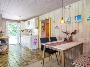House | Private kitchen - 4 Person Holiday Home in Oksbol-by Traum (Oksbol)
