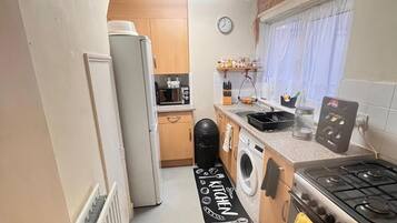 Apartment | Private kitchen | Fridge, microwave, oven, stovetop