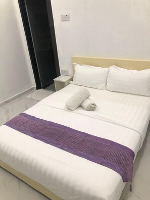 Iron/ironing board, free WiFi - Sammy hoomesaty  (Ipoh)