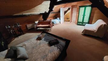 7 bedrooms, iron/ironing board, free WiFi, bed sheets