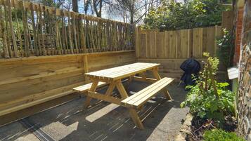 Cottage | Property grounds