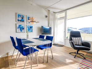 House | Dining - Poolside Paradise in Fano - By Traum Ferienwohnungen (Fano)