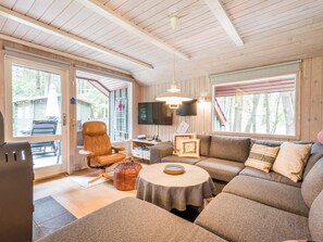 Living area - 6 Person Holiday Home in Norre Nebel (Norre Nebel)