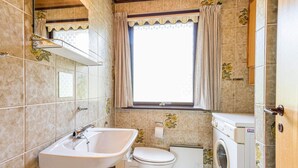 Ferienhaus | Badezimmer