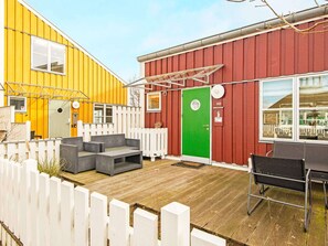House | Terrace/patio