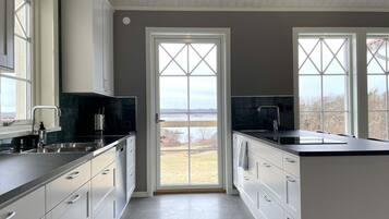 House | Private kitchen