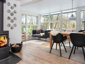 House | Living area - 6 Person Holiday Home in Hemmet (Hemmet)