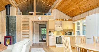 6 Person Holiday Home in Glesborg-by Traum