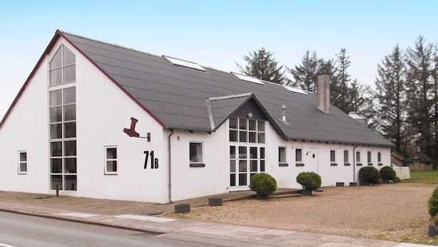 Unclassified image, 1 of 52, button - 8 Person Holiday Home in Henne (Henne)