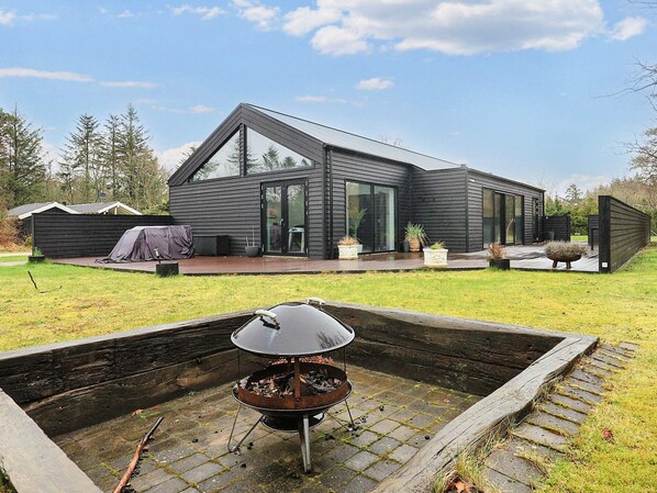 Exterior - 6 Person Holiday Home in Hals (Hals)