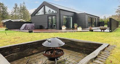 6 Person Holiday Home in Hals