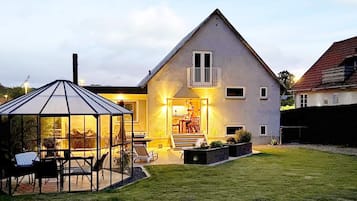 House | Exterior