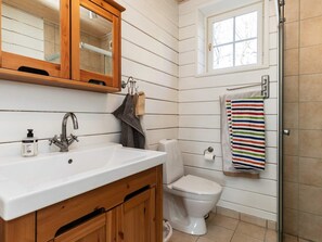 House | Bathroom